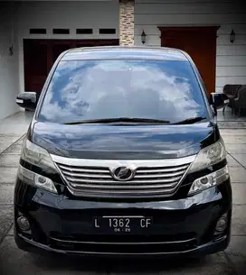 Toyota Vellfire 2.4 V Premsound 2009