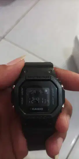 Jam tangan unisex