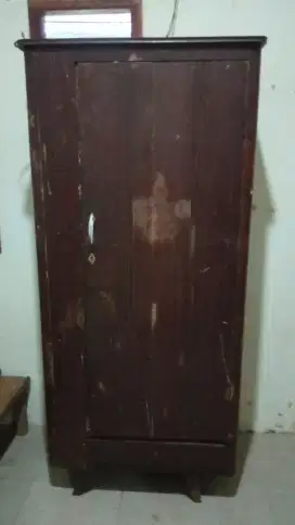 Dijual Murah Lemari Kayu JATI TUA *Nett