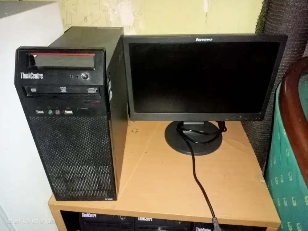 Komputer dual core ram 4 GB hardisk 500 g