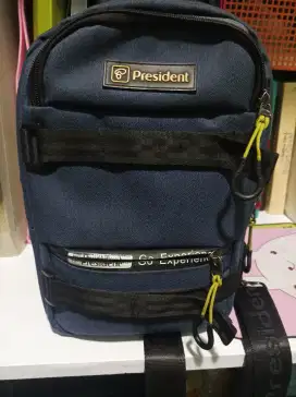 Tas selempang warna biru murah