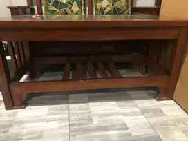 Meja kursi tamu