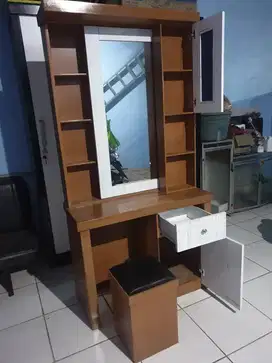 Meja Rias Kaca Sliding