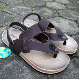 Sepatu Sendal Jepit Karet Brown bisa 2 Model Gaya Size 42