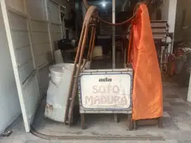 Rombong pikulan soto Madura