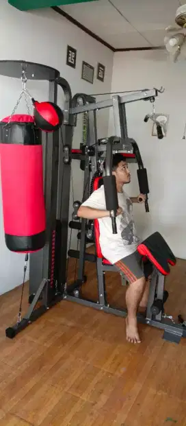 Alat fitness home gym tiga sisi ada samsak kokoh.