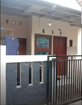 Dikontrakan 1 rumah Petak