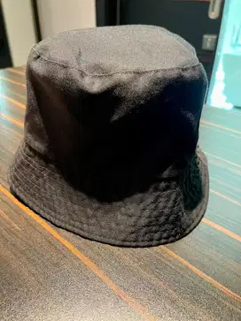 Bucket hats preloved•topi premium•bucket hat•topi unisex