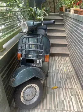 Vespa Exclusive 2 Tahun 1994 ORI