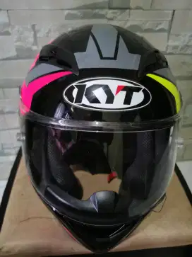 Helm KYT Falcon 2 Like New size M