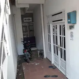 Dijual kost IPB Dramaga 20kamar. 100m dari pintu gerbang kampus