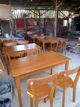 Set meja kafe, meja makan