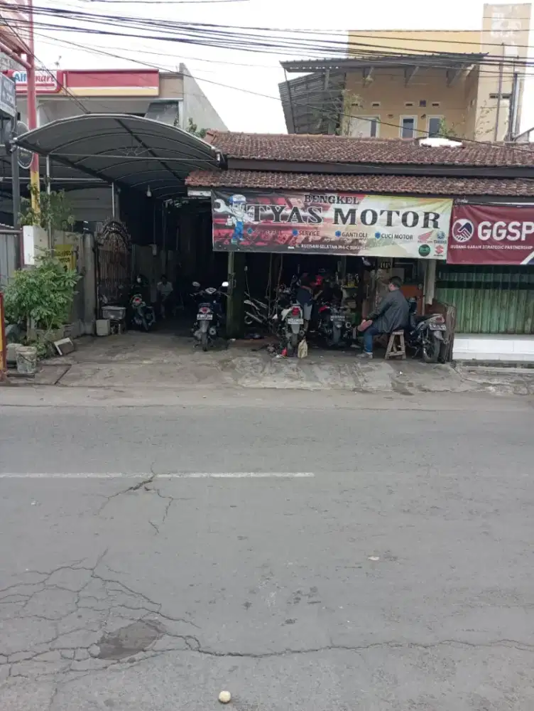 Dicari mekanik bengkel