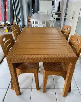 MEJA MAKAN SATU SET