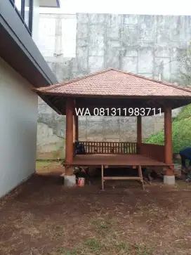 Saung kayu kelapa atap sirap ukuran 2.50x2.50 harga permeter unit