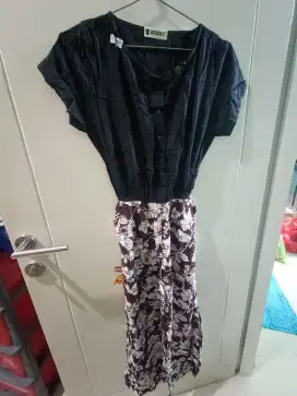 Jumpsuit flowers lengan pendek