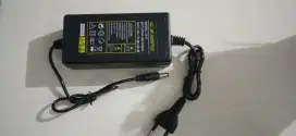 AC / DC Adaptor
