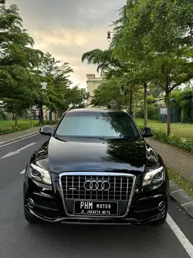 Audi Q5 2.0 TFSI Matik Tahun 2010 Warna Hitam Low Km 68rb Rare Item.