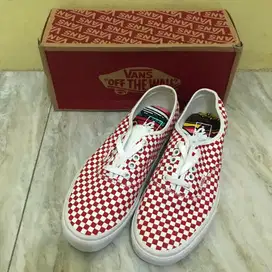 Sepatu Vans Authentic Van Doren Special Checker