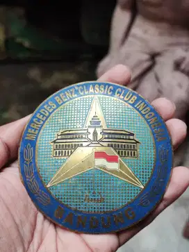 Emblem Badge Kuningan Logo MercedesBenz Classic Club Indonesia Bandung