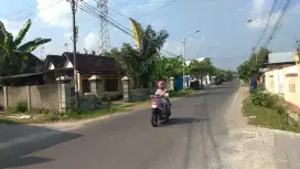 Dekat Exit Tol Madiun Tanah Dan Rumah HOOK Cocok Usaha Dan Indomaret