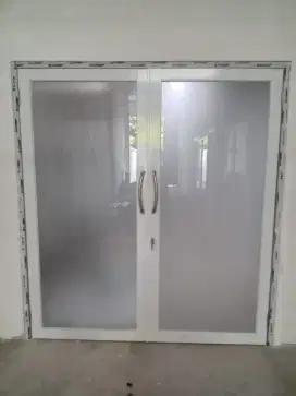 PINTU ALUMINIUM DOUBLE MODEL SWING 2 DAUN