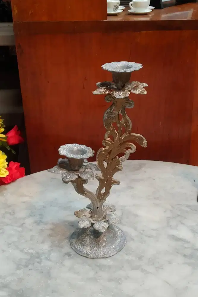 Tempat Lilin Aluminium 2 Cabang Lawas/Tempat Lilin Vintage