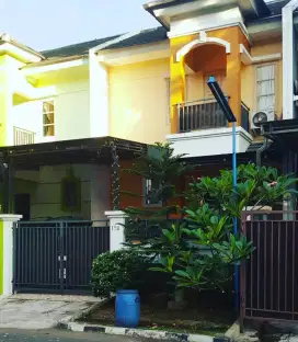 Rumah di Kontrakan Palem Semi