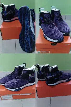 Sepatu Basket NIKE ZOOM UNVRS FLYEASE size 42,5 27cm (BARU)