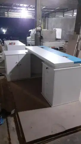 Meja Direksi Nova Furniture