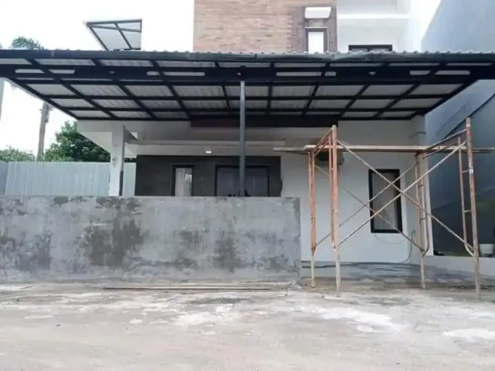 Baja ringan kanopi teras garasi terpasang