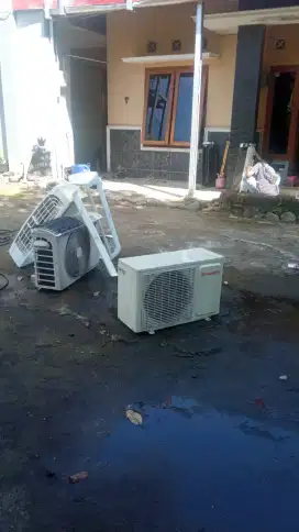 SERVICE KULKAS,AC,CUCI AC,MESIN CUCI,WATER HEATER