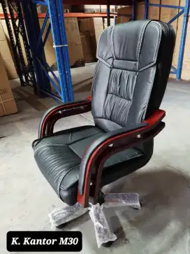 Kursi kantor manager