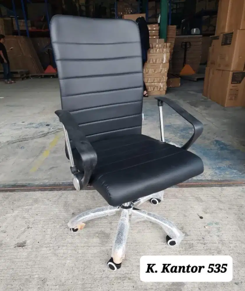 Kursi kantor hadap