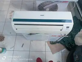 AC split bekas bagus siap pasang