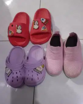 Sendal anak perempuan
