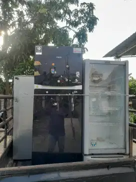 Menerima barang bekas elektronik