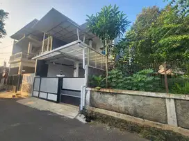 RUMAH 2 LANTAI  92/150 SHM pemilik langsung