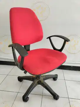 Kursi kantor hidrolik merk Zenia Informa Second