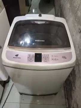 Samsung 7kg siap pakai  garansi servis 2 bln gratis ongkir area sby