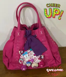 Tas warna fuchia