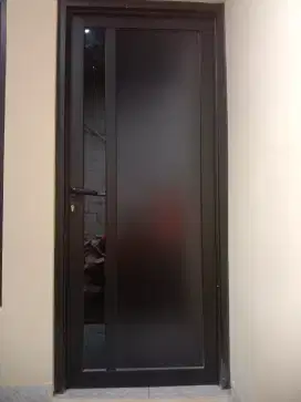 Pintu aluminium