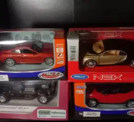 Mainan Diecast SUV & Sedan