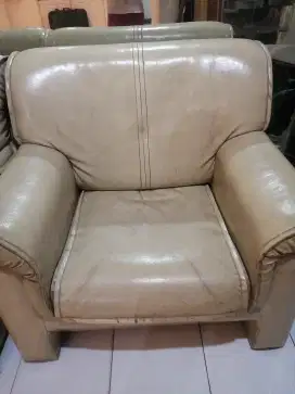 Sofa kulit 3 seat