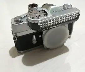 Kamera Analog Langka Nikkorex Nikon F-mount pertama, kolektor item