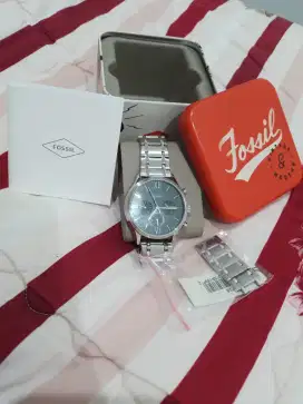Jam Tangan Pria Fossil Fenmore Silver Stainless Steel BQ2728 0Ri