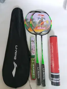 Raket badminton Li Ning Satu Set Komplit