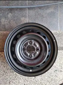 Velg kaleng r14 sigra