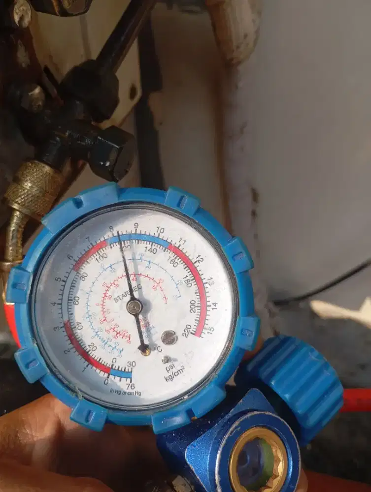 Servis AC panggilan