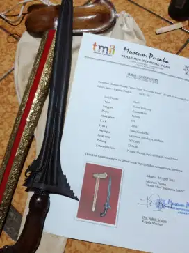 Keris Sinom keleng